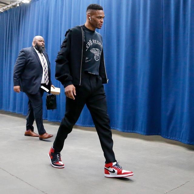 进攻回合的 进攻回合的